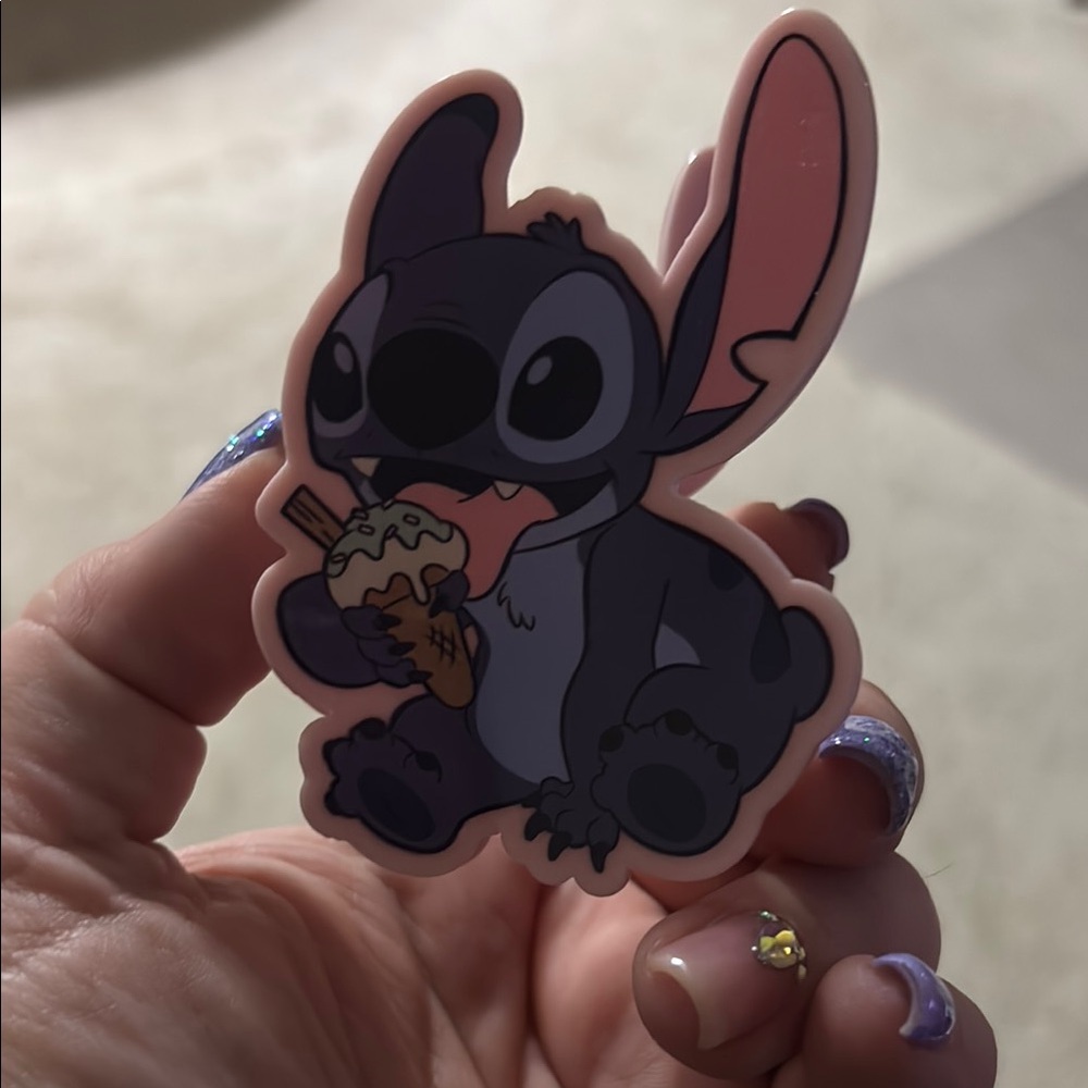 New Stitch hair clip